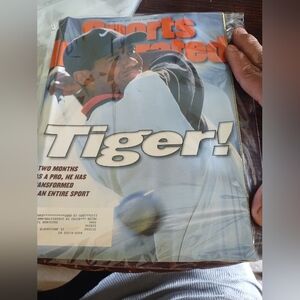 Sports‎ Illustrated Magazine - Tiger Woods Cover